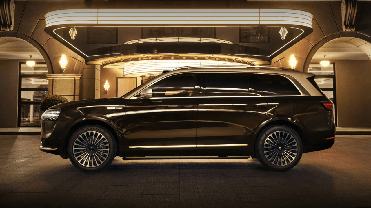 2024 AITO M9 Electric SUV LUM