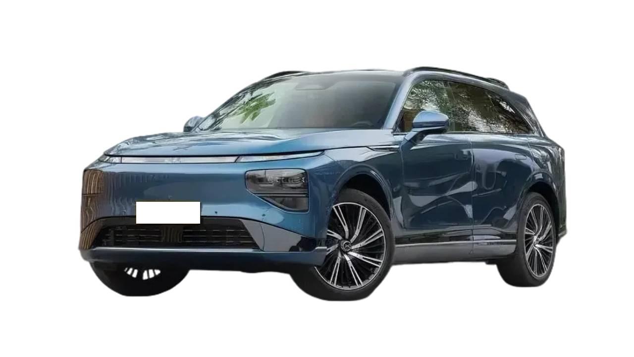 2025 XPeng G9 Mid-Size Luxury Electric SUV Stellar Blue - LUM Auto