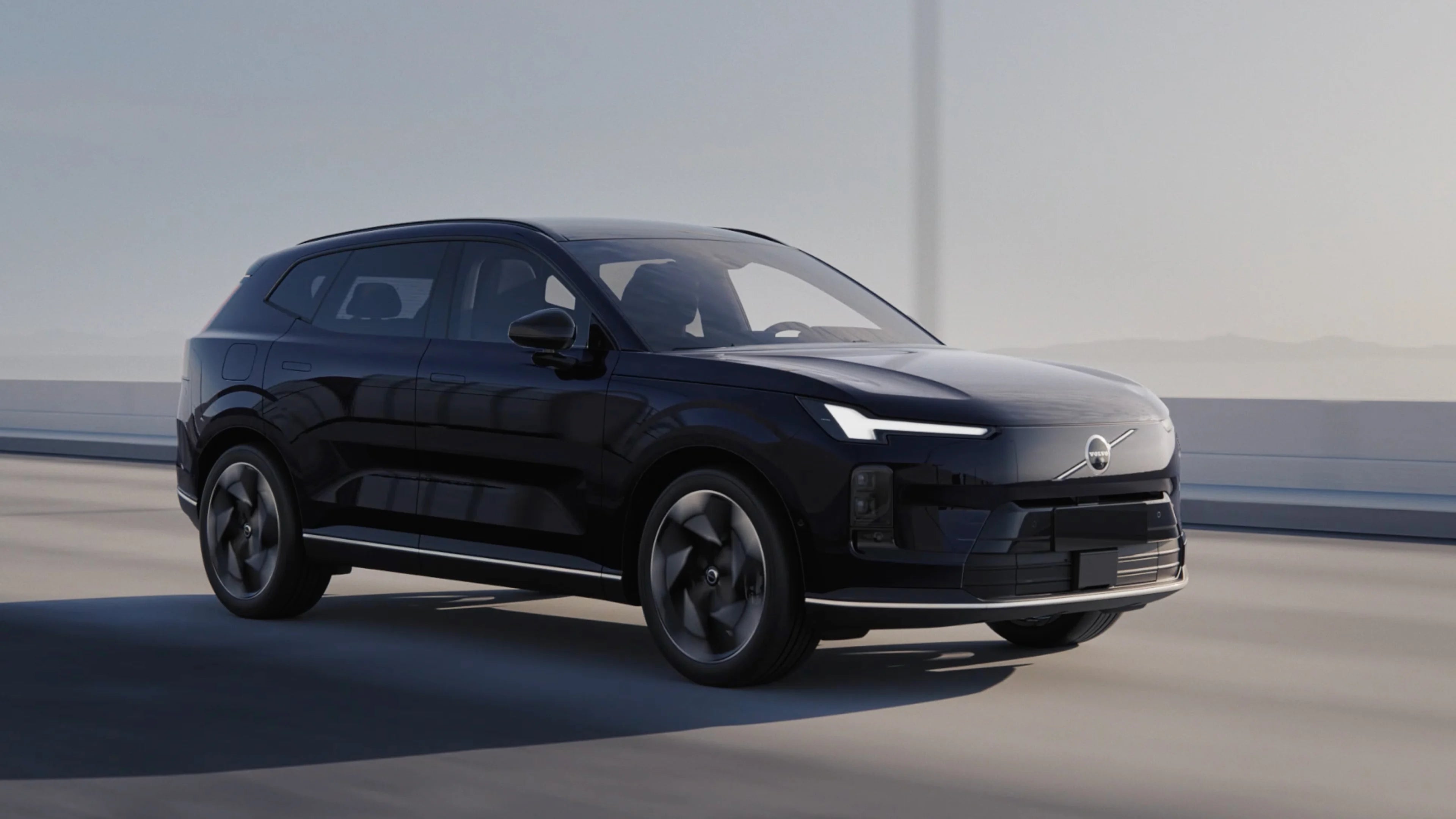 2026 Volvo XC70 Mid-Size Luxury Plug-in Hybrid SUV - LUM