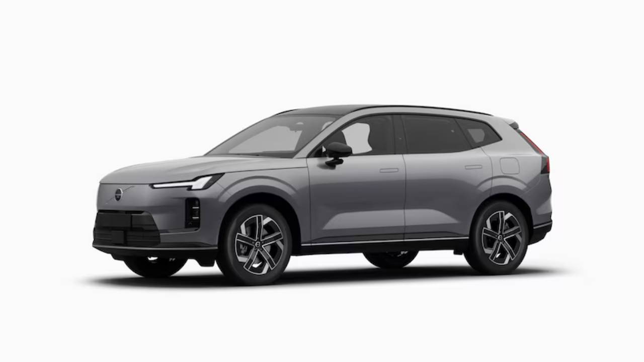 2026 Volvo XC70 Mid-Size Luxury Plug-in Hybrid SUV - LUM