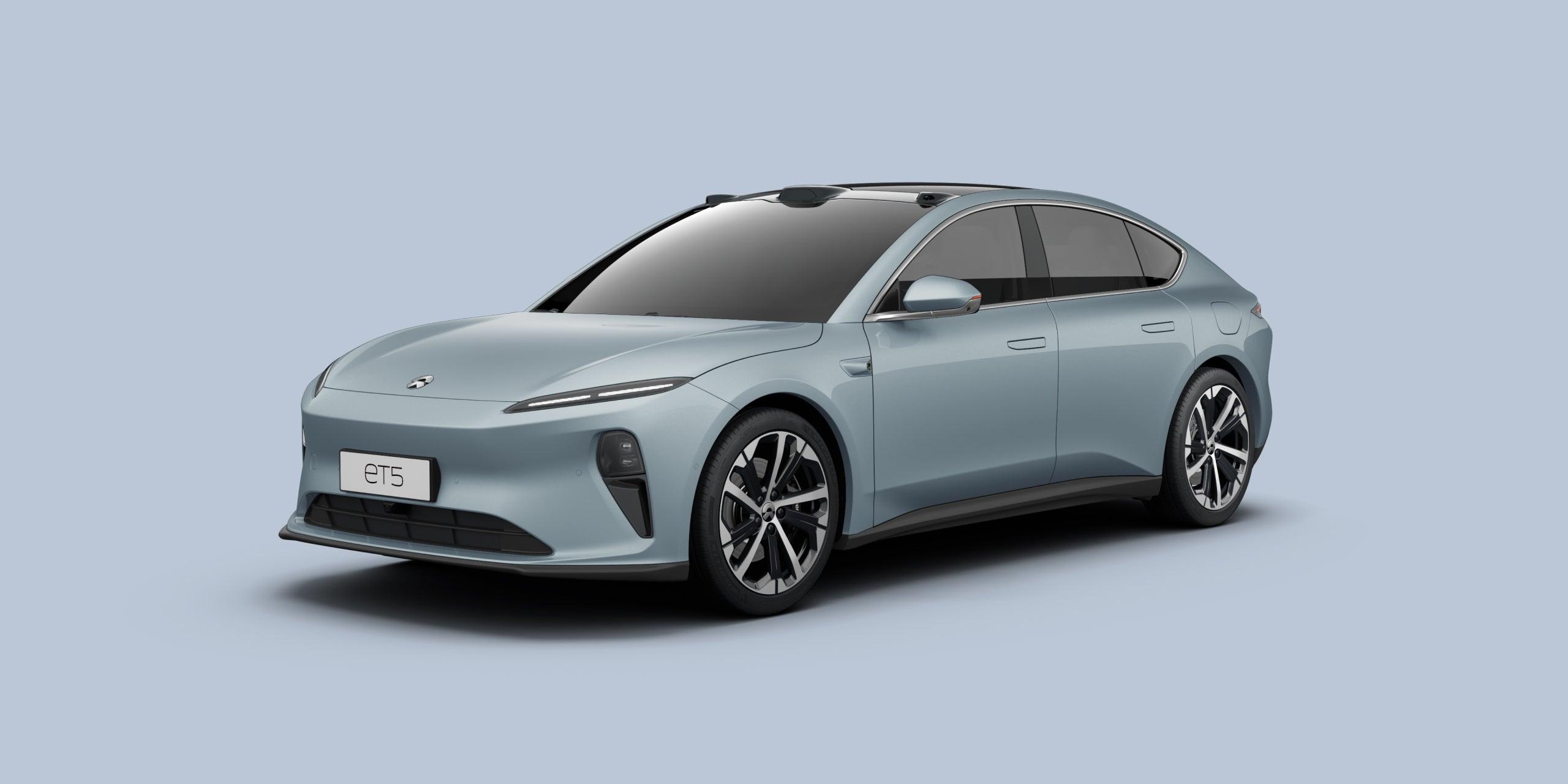 2024 NIO ET5 Mid-Size Luxury Electric Sedan Stratosphere Blue - LUM Auto