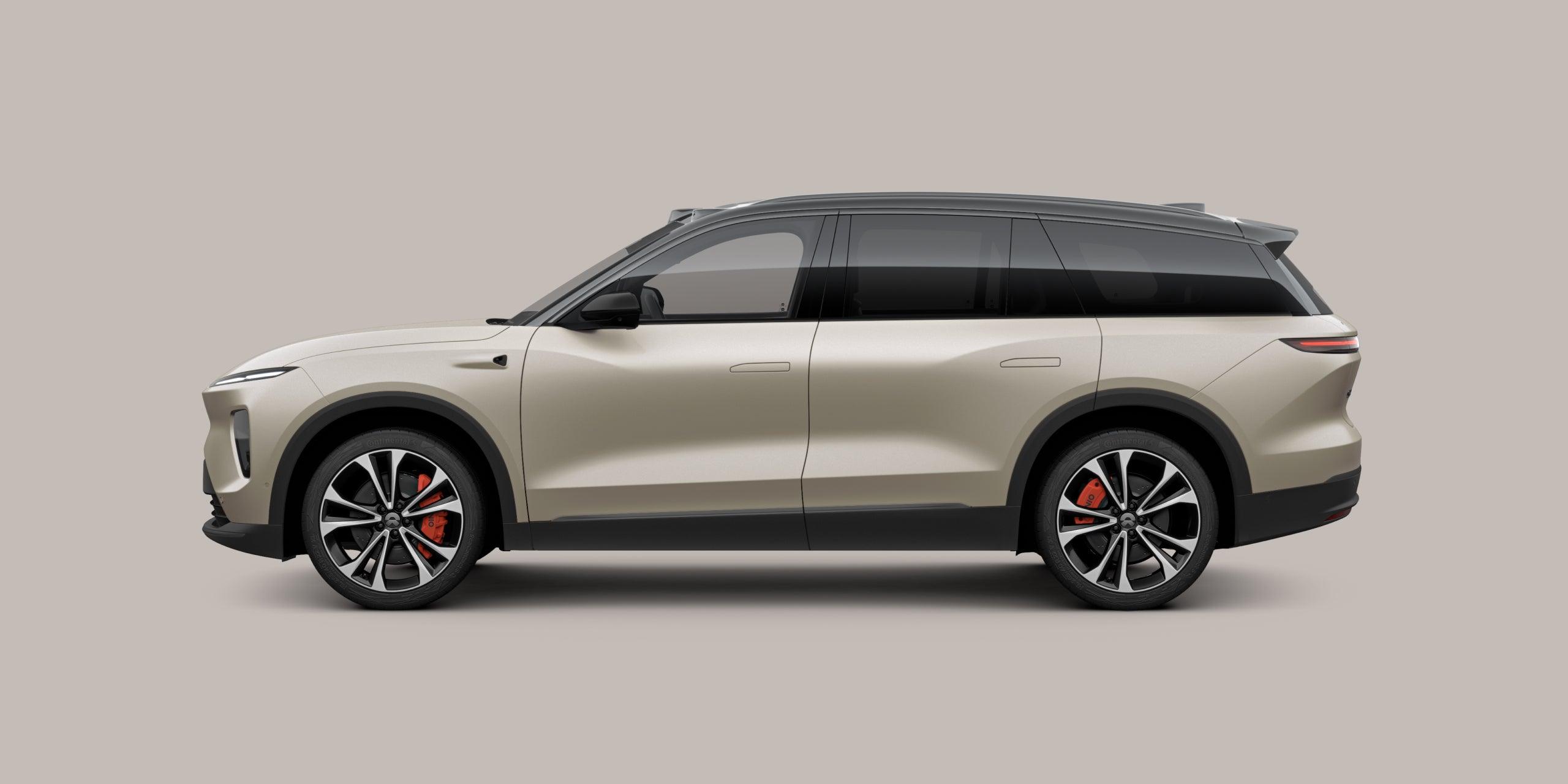 2024 NIO ES8 Full-Size Luxury Electric SUV Sunlight Gold - LUM Auto