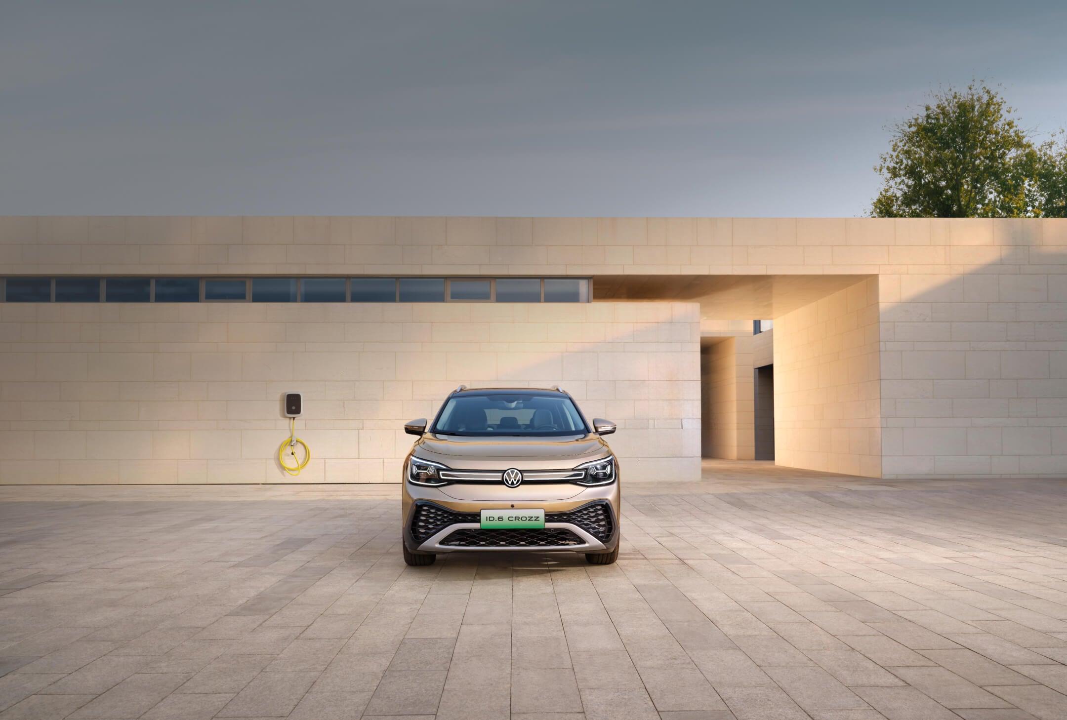 2024 Volkswagen ID.6 CROZZ Electric SUV - LUM Auto