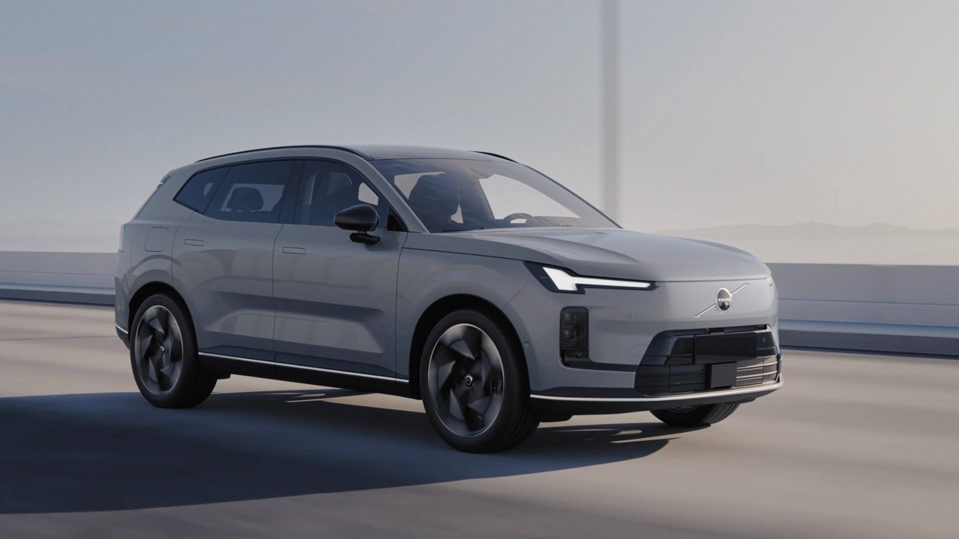 2026 Volvo XC70  Mid-Size Luxury Plug-in Hybrid SUV - LUM